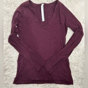 Lululemon maroon sweater